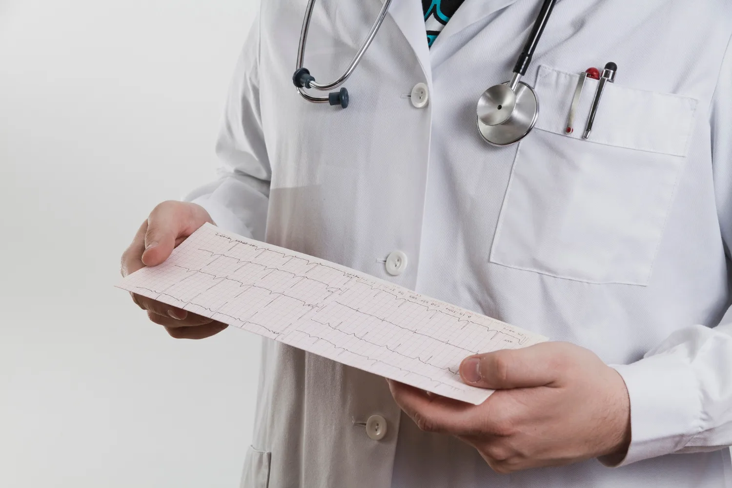 Electrocardiograma en Coahuila: Diagnóstico preciso con el Dr. Jonathan Iván Díaz Limas